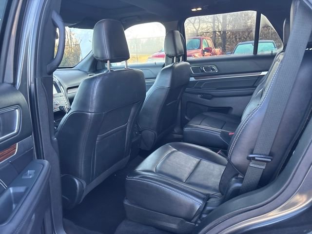Certified 2019 Ford Explorer Limited w/ Ford Safe & Smart Package image 13