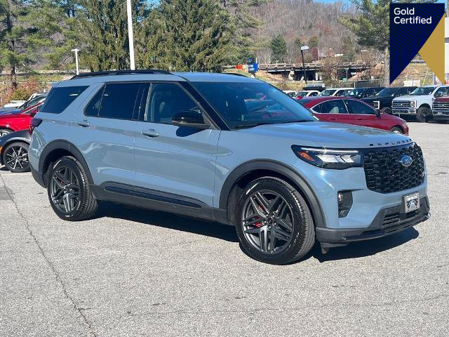 Certified 2025 Ford Explorer ST image 1