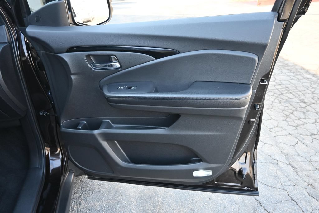 Used 2019 Honda Passport Touring image 23
