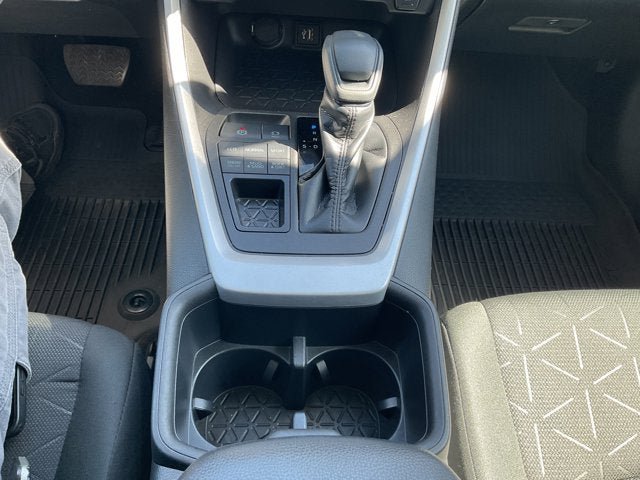 Used 2023 Toyota RAV4 XLE AWD/4WD image 19