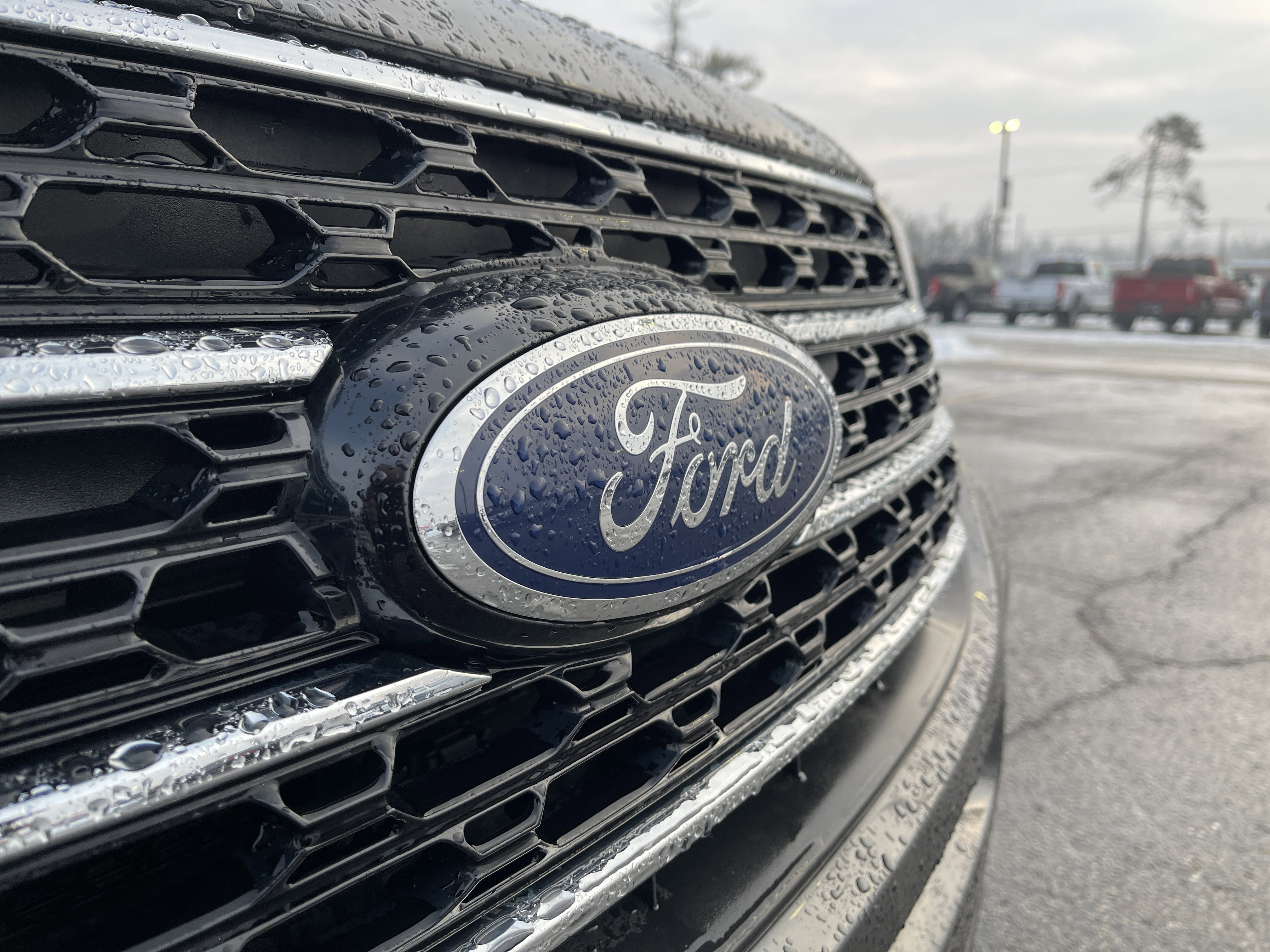 Certified 2020 Ford Explorer XLT w/ Equipment Group 202A image 24