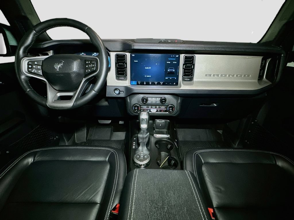 Certified 2025 Ford Bronco Outer Banks AWD/4WD image 9