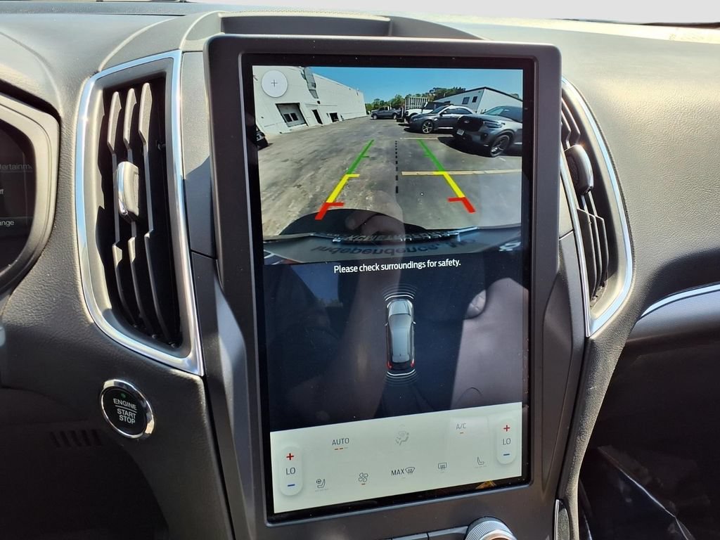 Certified 2024 Ford Edge Titanium AWD/4WD image 11