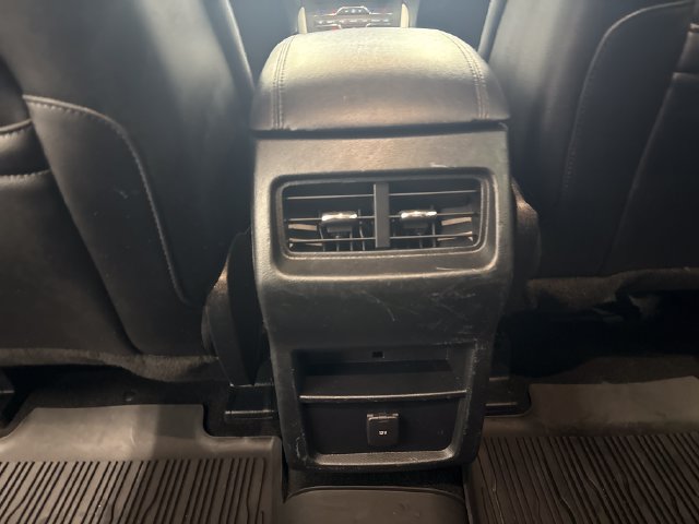 Certified 2019 Ford Edge SEL w/ Equipment Group 201A AWD/4WD image 39