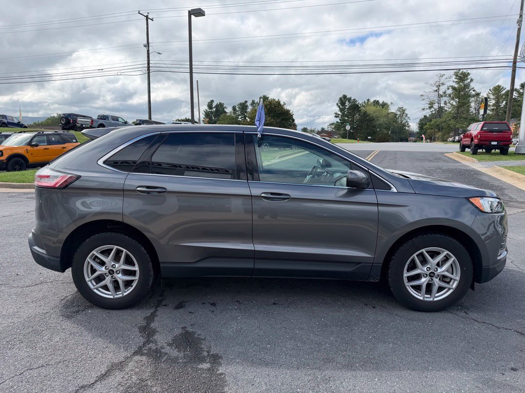 Certified 2024 Ford Edge SEL w/ Convenience Package AWD/4WD image 6