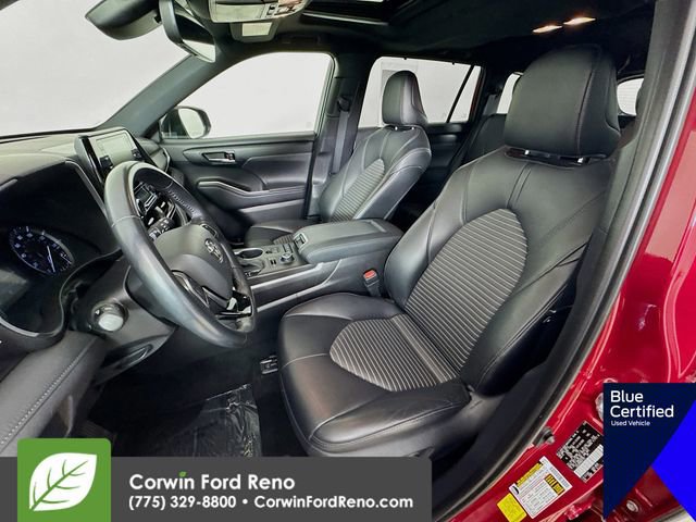 Used 2021 Toyota Highlander XSE image 23