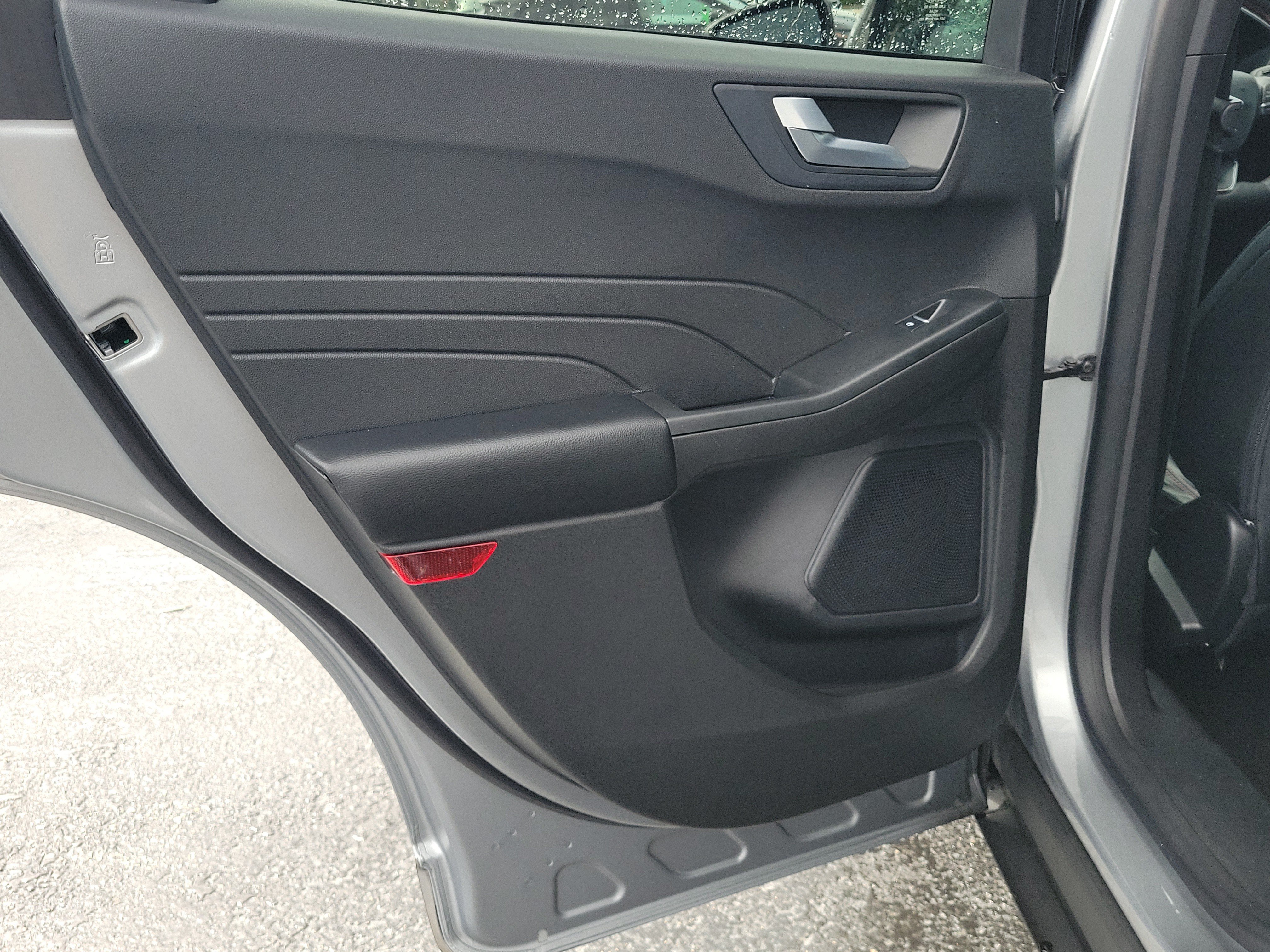 Certified 2023 Ford Escape ST-Line w/ Tech Pack #1 FWD image 11