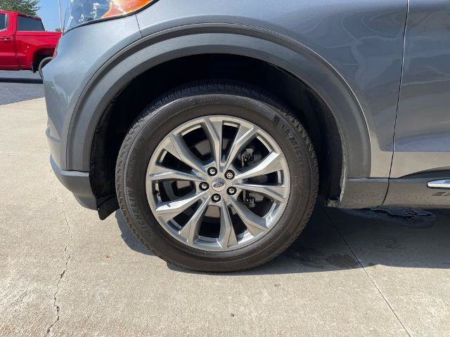 Certified 2024 Ford Explorer Limited AWD/4WD image 18