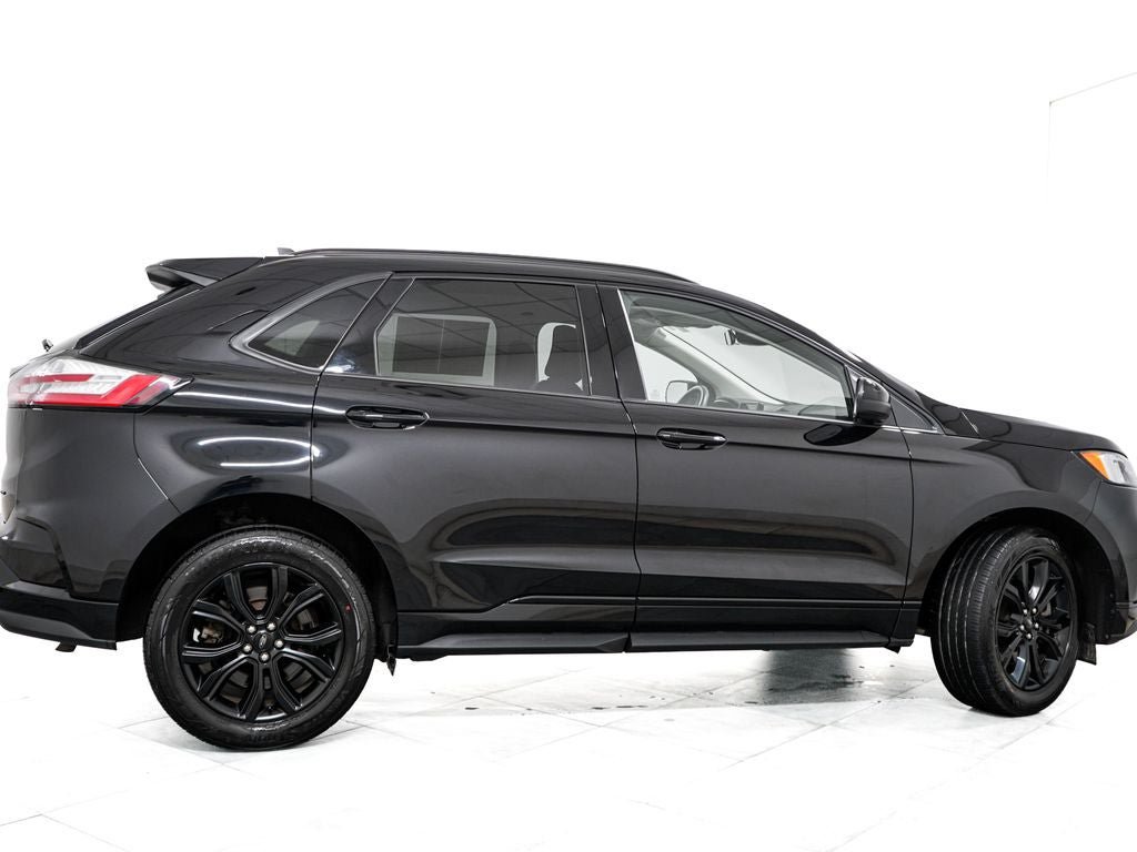 Certified 2024 Ford Edge SE w/ Black Appearance Package AWD/4WD image 7