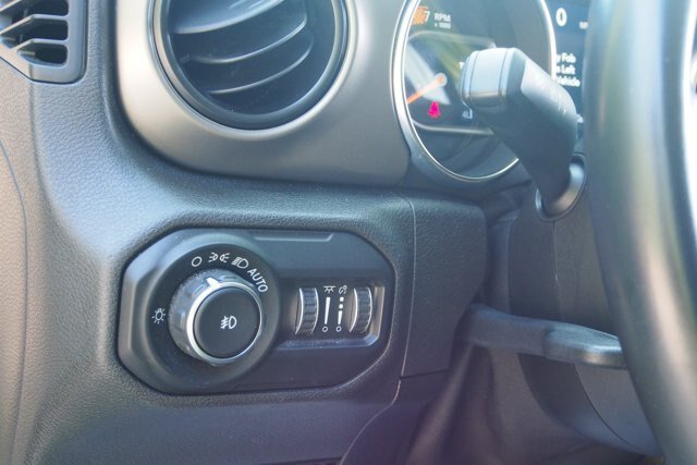 Used 2018 Jeep Wrangler Unlimited Sport S AWD/4WD image 20