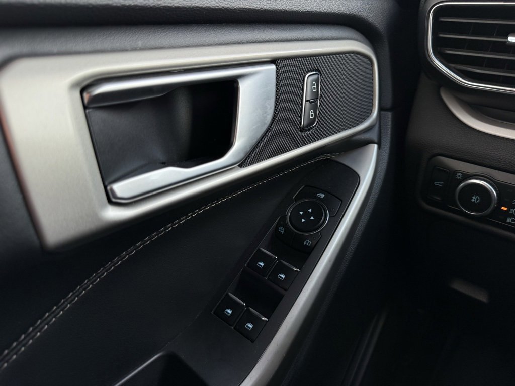 Certified 2023 Ford Explorer XLT w/ Equipment Group 202A image 12