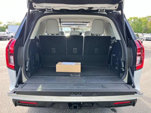 Certified 2025 Ford Expedition Active AWD/4WD image 10