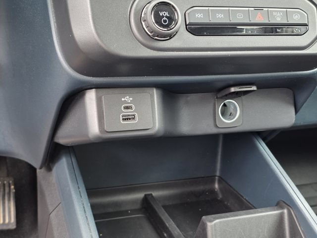Certified 2025 Ford Maverick XL FWD image 21