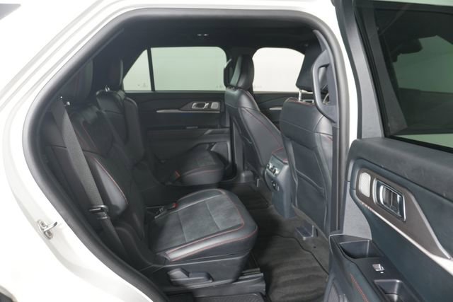 Certified 2025 Ford Explorer ST w/ Sun And Sound Package image 23