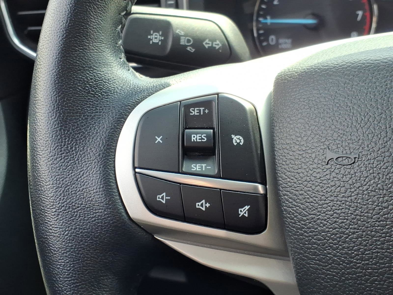 Certified 2023 Ford Explorer XLT w/ Equipment Group 202A image 18