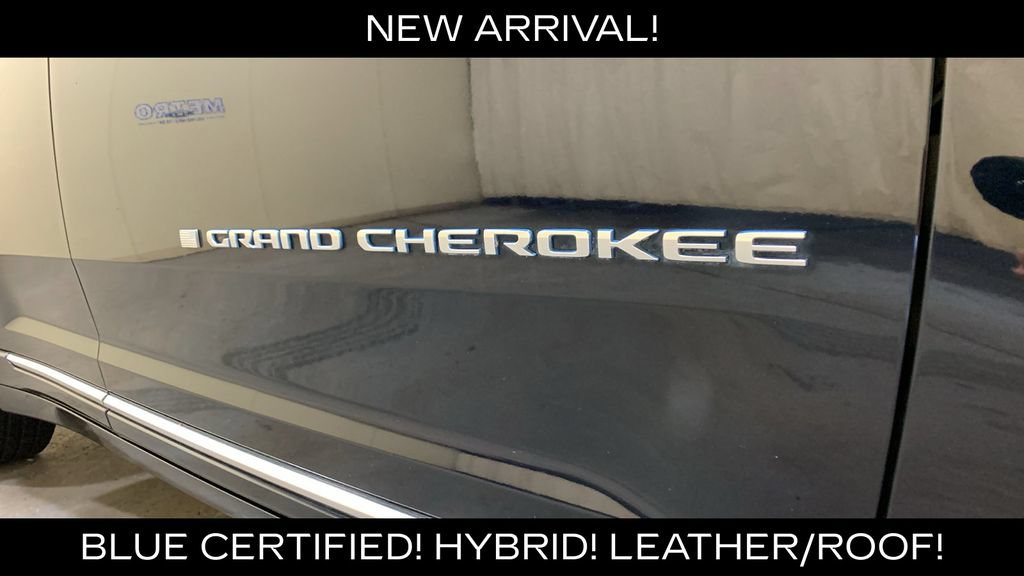 Used 2022 Jeep Grand Cherokee Summit AWD/4WD image 10