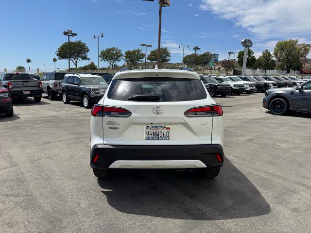 Used 2023 Toyota Corolla Cross XLE w/ Convenience Package FWD image 6
