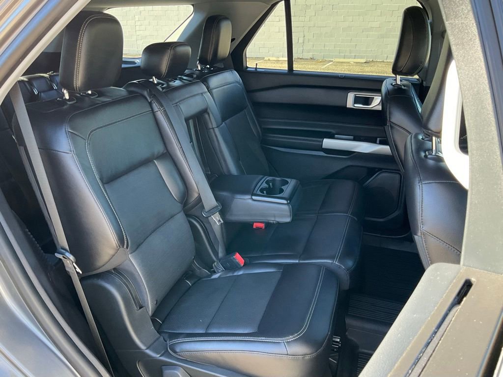 Certified 2021 Ford Explorer Limited w/ Equipment Group 301A image 41