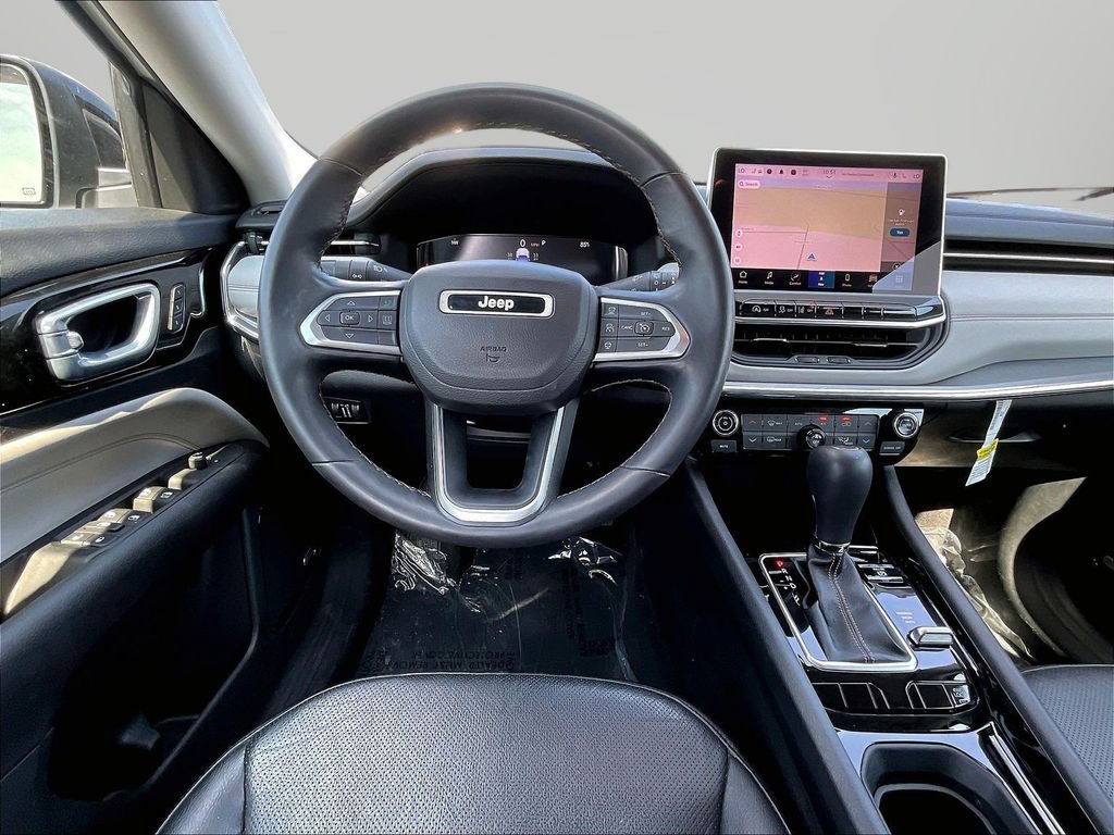 Used 2022 Jeep Compass Limited w/ Elite Group AWD/4WD image 8