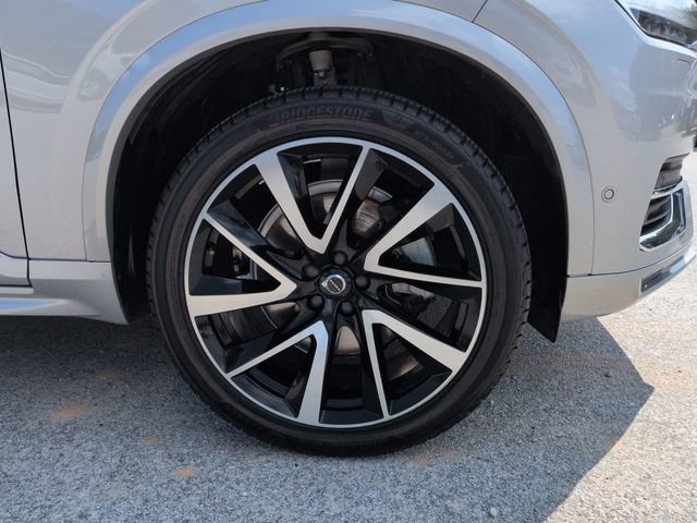 Used 2023 Volvo XC90 B5 Plus w/ Protection Package Premier AWD/4WD image 12