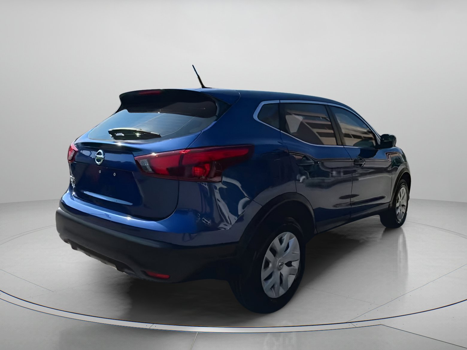 Used 2019 Nissan Rogue Sport S image 28