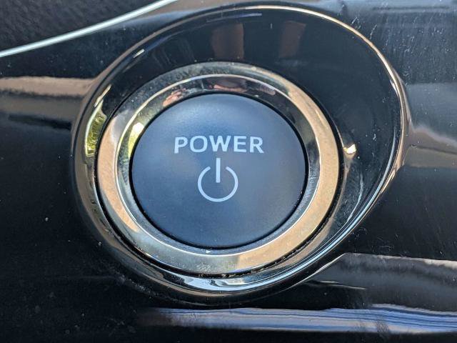 Used 2019 Toyota Prius FWD image 28