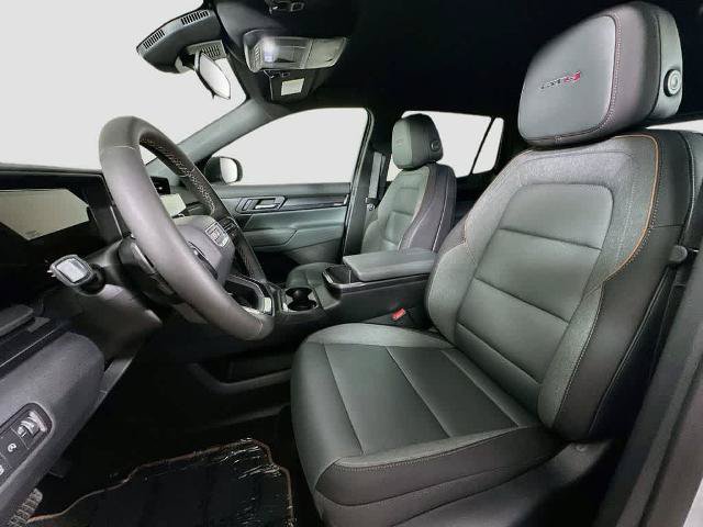 Used 2026 GMC Terrain AT4 AWD/4WD image 12