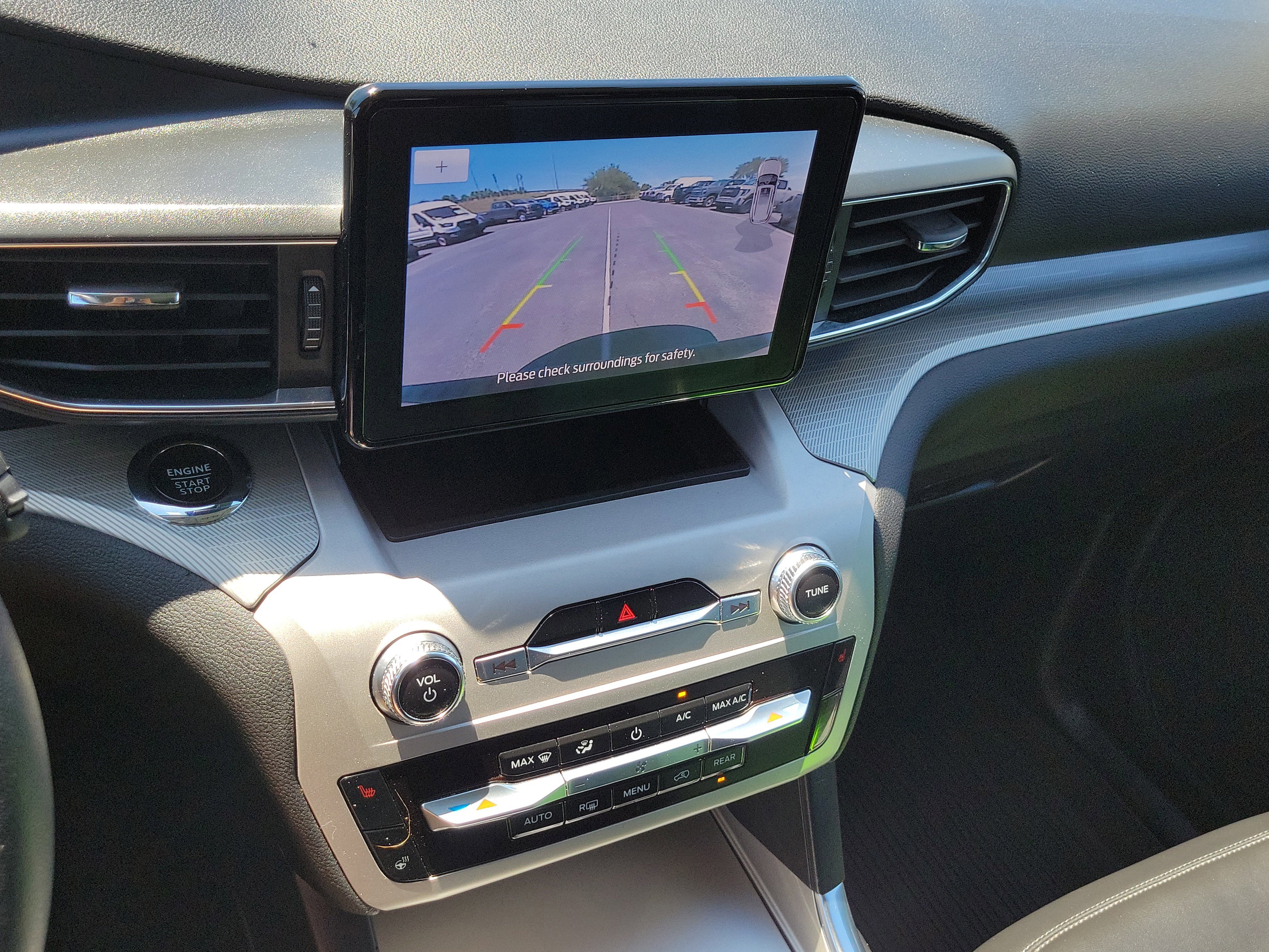 Certified 2023 Ford Explorer XLT w/ Equipment Group 202A image 28