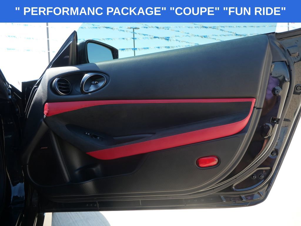 Used 2024 Nissan Z Performance w/ Floor Mat Package image 14