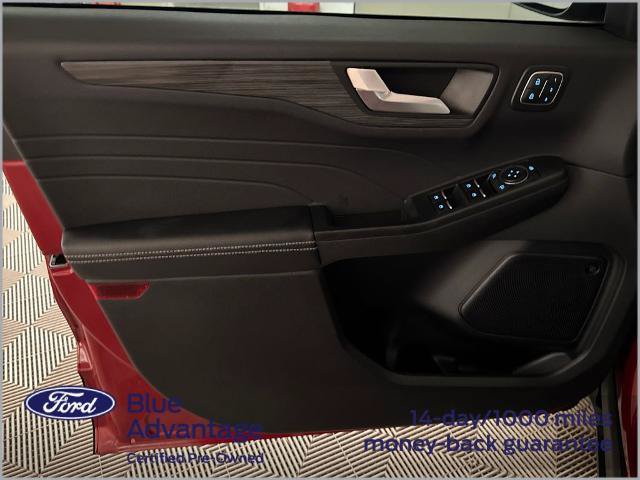 Certified 2025 Ford Escape SE w/ PHEV Premium Package FWD image 14