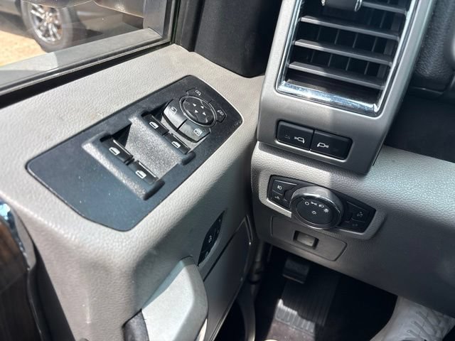 Certified 2017 Ford F150 Lariat w/ Equipment Group 502A Luxury AWD/4WD image 31
