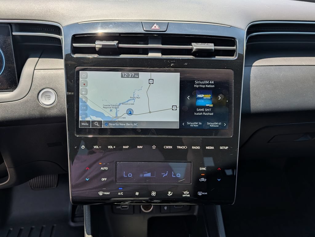 Used 2024 Hyundai Santa Cruz SEL w/ Activity Package FWD image 11