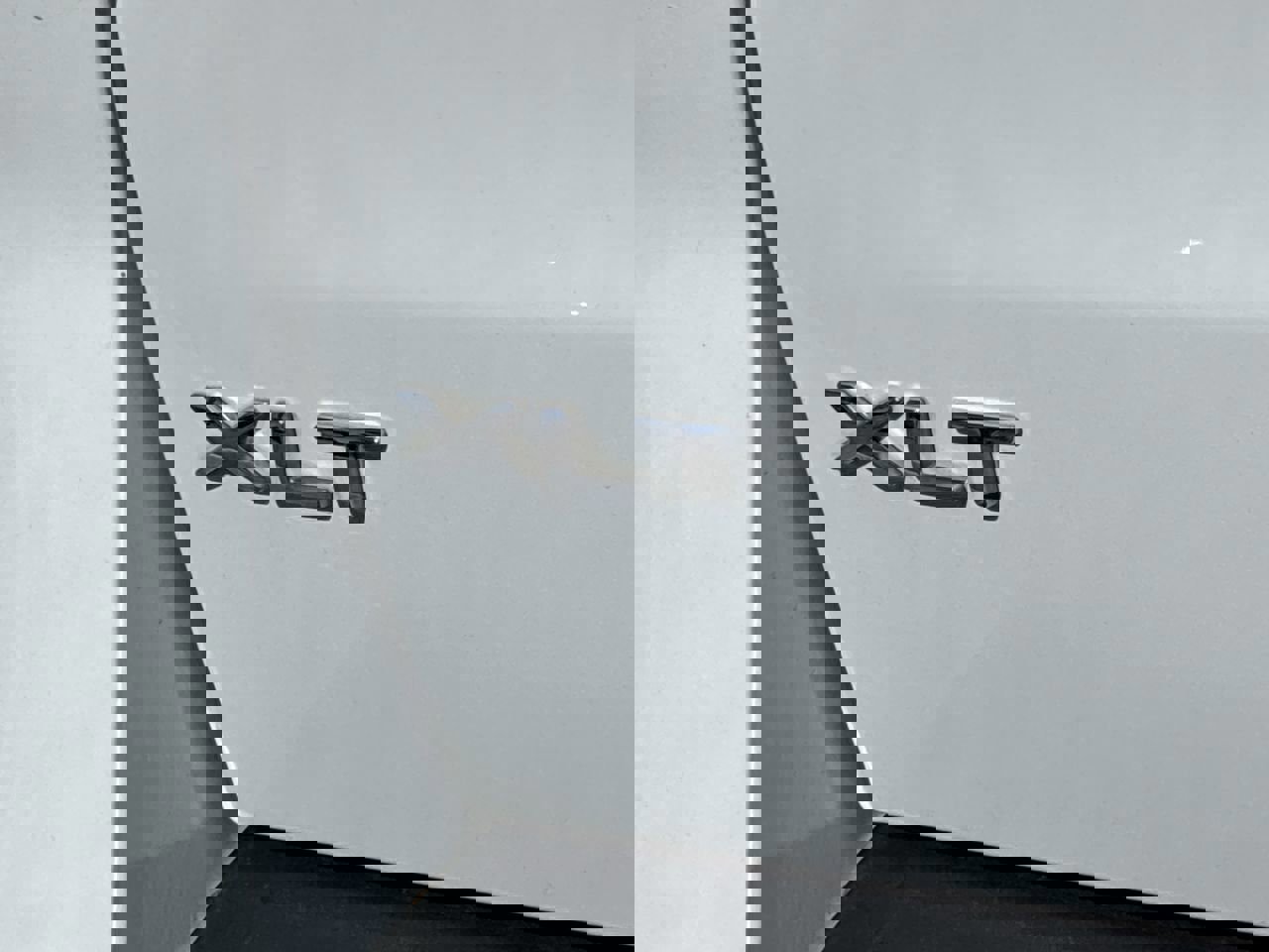 Certified 2024 Ford Expedition XLT image 10