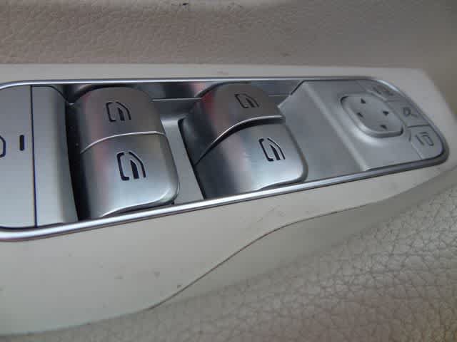 Used 2022 Mercedes-Benz GLS 450 4MATIC image 8