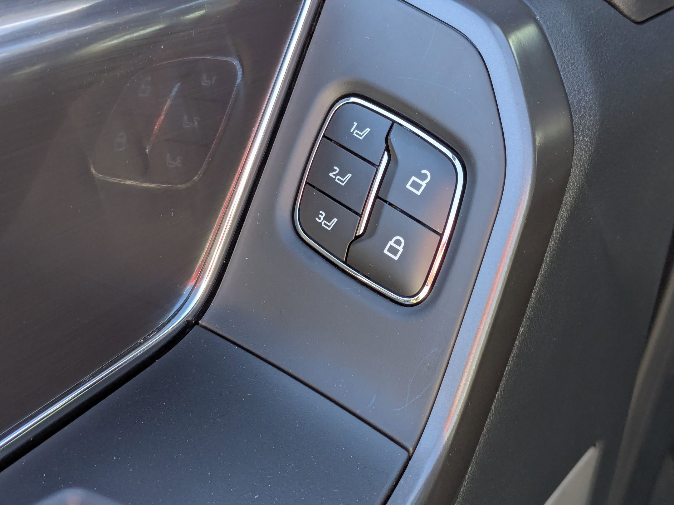 Certified 2025 Ford F150 Lariat w/ Equipment Group 501A Mid image 13