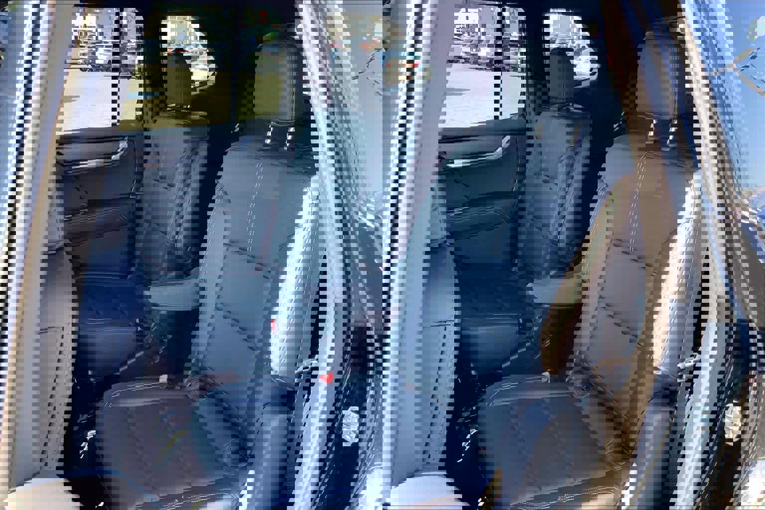 Used 2024 GMC Acadia Elevation image 19