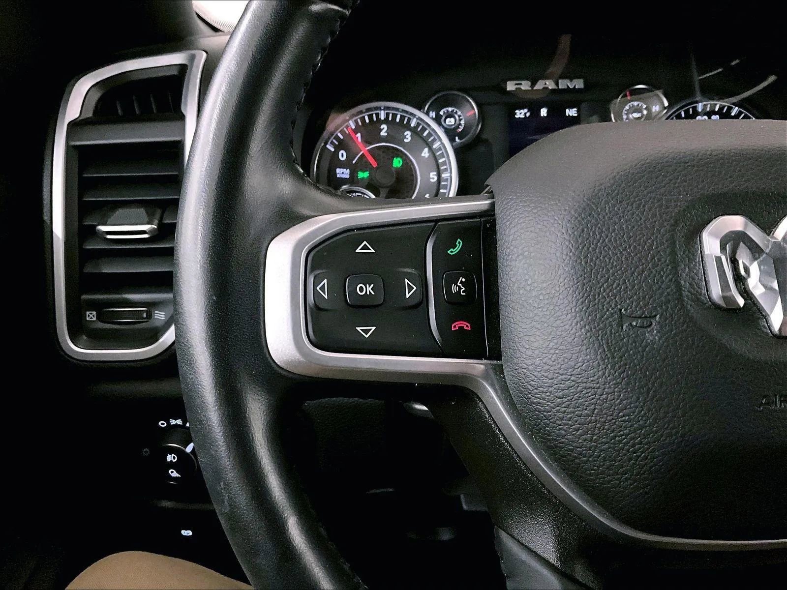 Used 2023 RAM 1500 Big Horn image 17