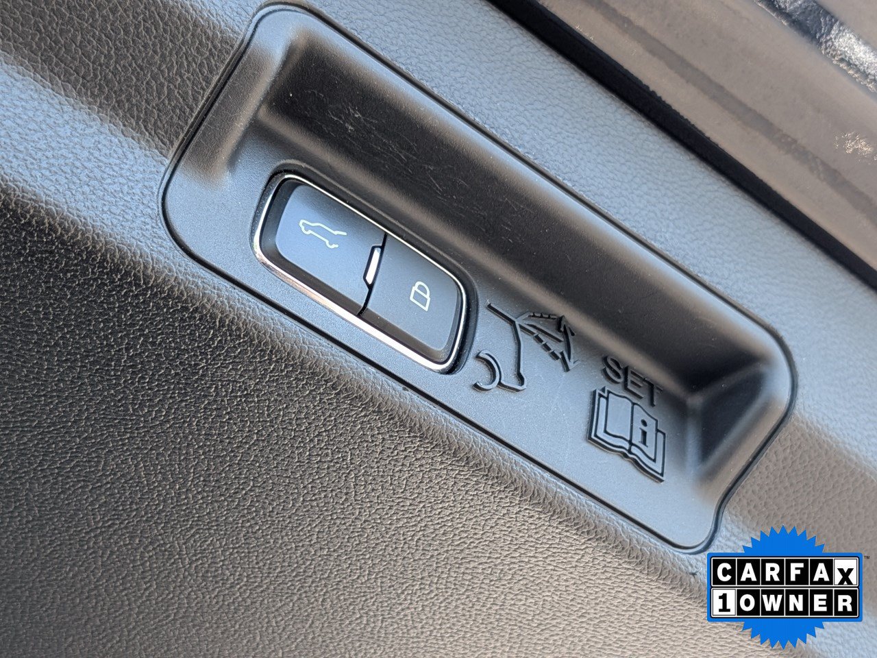 Certified 2020 Ford Explorer XLT AWD/4WD image 16