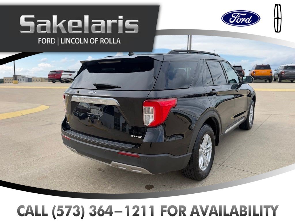 Certified 2022 Ford Explorer XLT w/ Equipment Group 202A AWD/4WD image 5