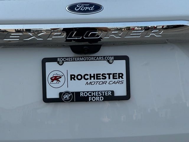 Certified 2024 Ford Explorer Limited w/ Limited Technology Package AWD/4WD image 43