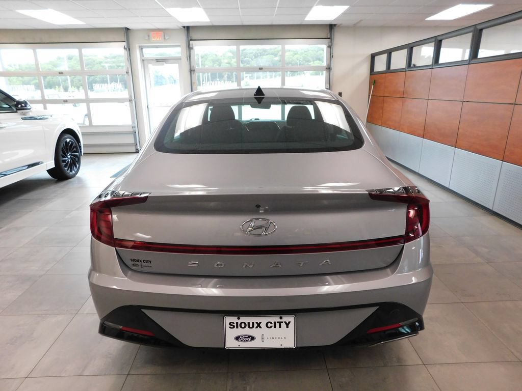 Used 2023 Hyundai Sonata SEL FWD image 5