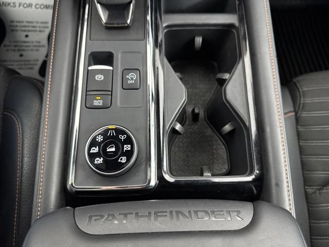 Used 2024 Nissan Pathfinder Rock Creek AWD/4WD image 18