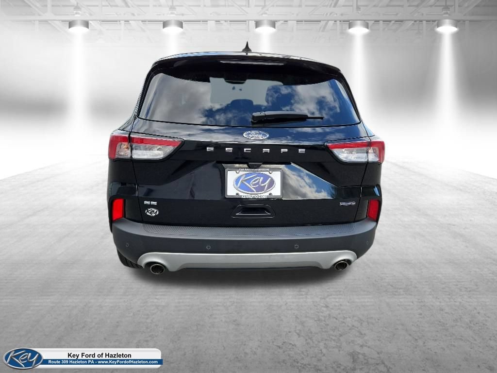Certified 2021 Ford Escape SE w/ Cold Weather Package AWD/4WD image 9