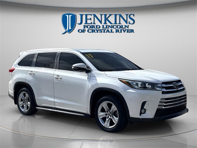 Used 2017 Toyota Highlander Limited image 6