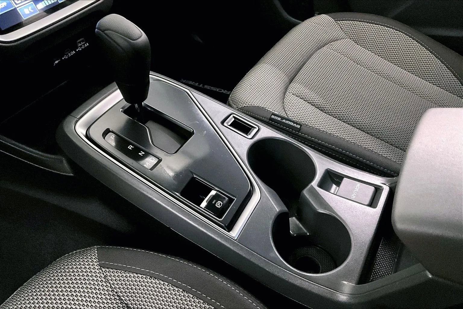 Used 2024 Subaru Crosstrek 2.0i Premium w/ Popular Package #3 image 16