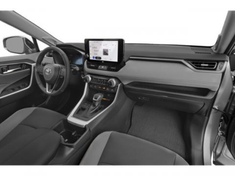 Used 2025 Toyota RAV4 XLE AWD/4WD image 18