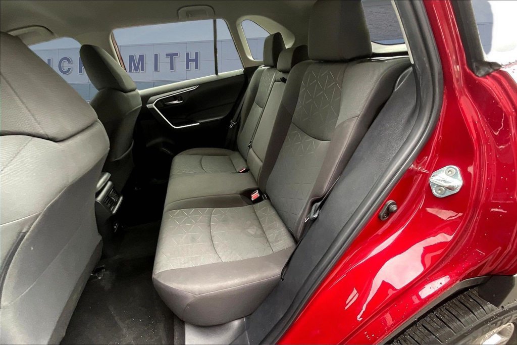 Used 2023 Toyota RAV4 XLE FWD image 22