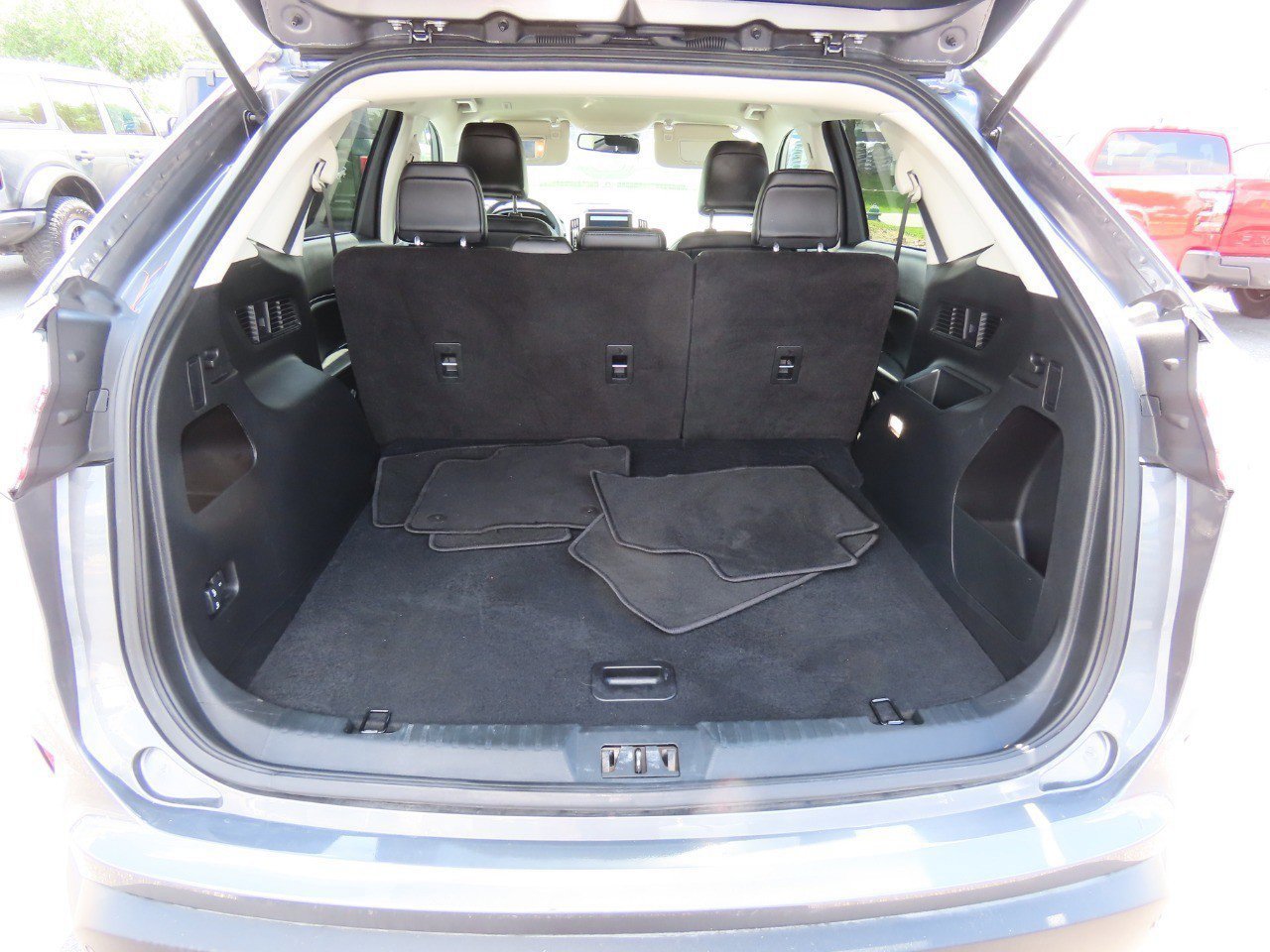 Certified 2024 Ford Edge SEL image 15