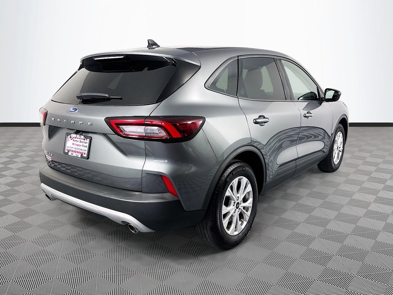 Certified 2025 Ford Escape Active FWD image 7