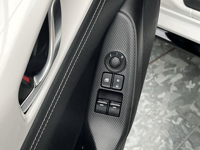 Used 2021 MAZDA MX-5 Miata RF Club w/ Appearance Package RWD image 8